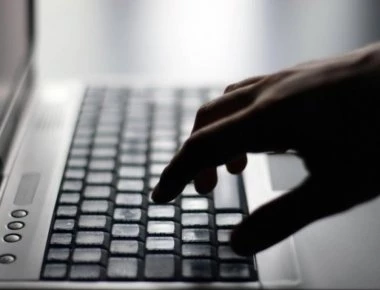 Κύπρος: Καταδίκη 'Ελληνα για εκβιασμό 33χρονης με γυμνές φωτογραφίες